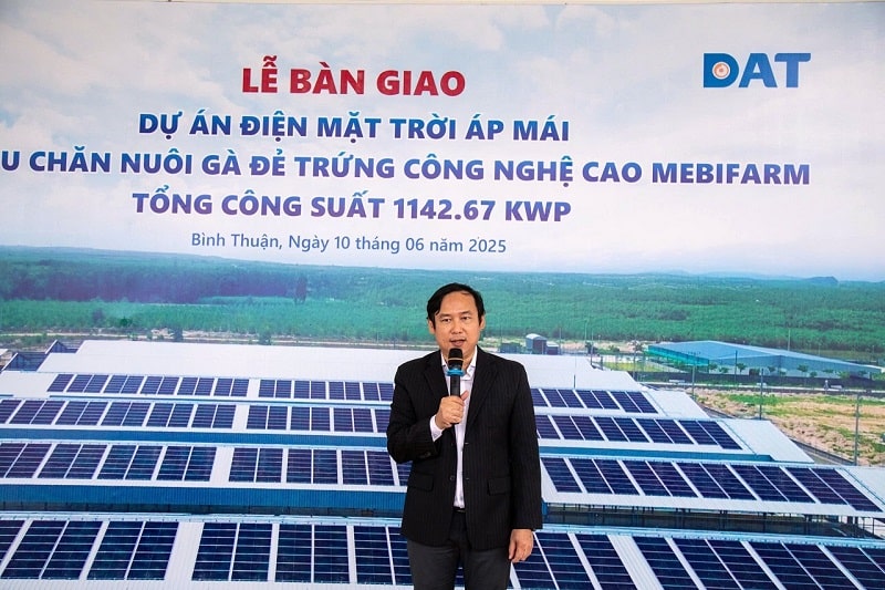 Ông Lê Quốc Anh - Phó Tổng Giám đốc DAT Group phát biểu tại lễ bàn giao