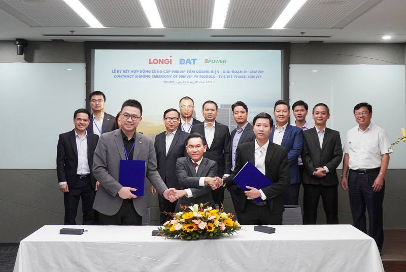 Hợp tác cùng SPower & LONGi, DAT Group mang đến hệ sinh thái năng lượng xanh toàn diện