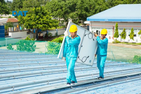 Thi công, lắp đặt hệ thống điện mặt trời