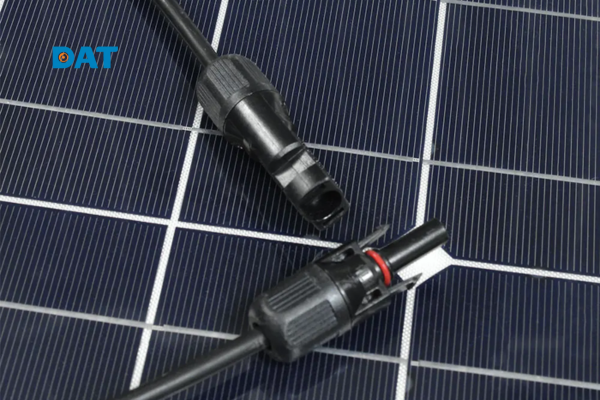 Nguyên lý MC4 ăn khớp chân dẫn tạo đường điện liên tục