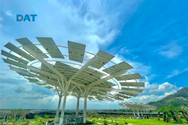 Dùng đèn năng lượng mặt trời 80W giúp giảm đáng kể chi phí điện