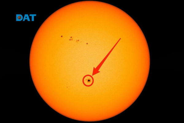 Lịch sử vết đen Mặt Trời chu kỳ