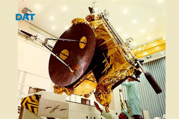 Tàu Ulysses nghiên cứu gió Mặt Trời tại vùng cực Mặt Trời.