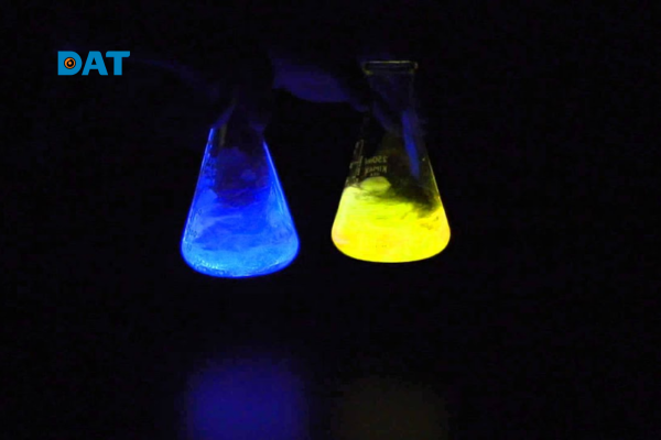 Nguyên lý tạo ra ánh sáng từ các phản ứng hóa học đặc thù