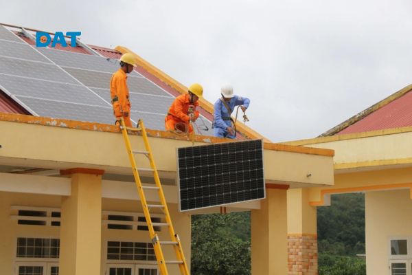 điện mặt trời cho vùng cao - lắp đặt hệ thống điện mặt trời độc lập trên mái trường học miền núi