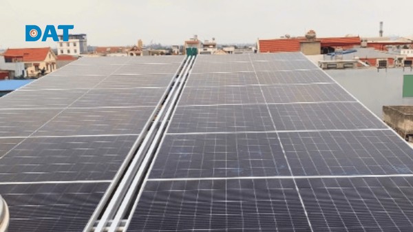 Tấm pin công suất cao Canadian Solar HiKu7 665W ứng dụng giúp tiết kiệm không gian lắp đặt.