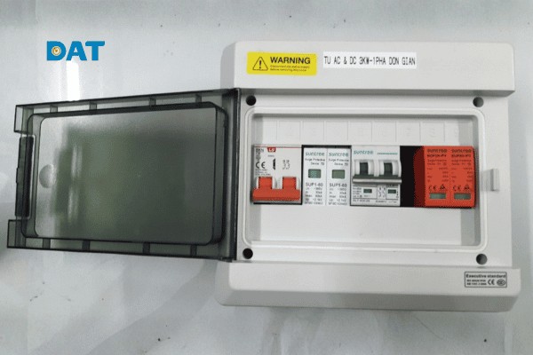 Tủ điện bảo vệ tích hợp thiết bị chống sét và đóng ngắt tự động giúp đảm bảo an toàn cháy nổ.