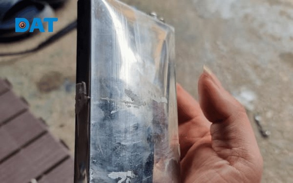Hiện tượng hư hỏng cell pin do xả sâu quá mức cho phép.