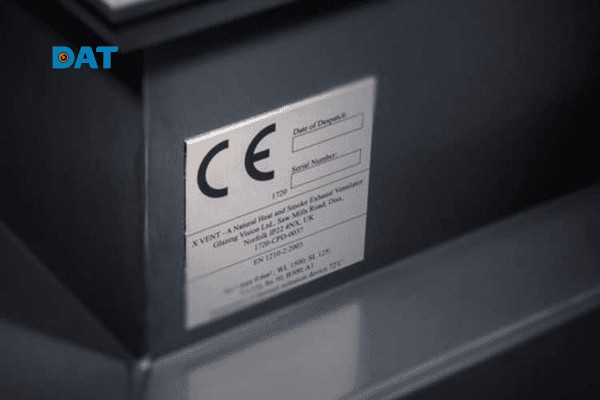 Nhãn CE đóng vai trò như một tấm hộ chiếu kỹ thuật giúp hàng hóa lưu thông tự do qua các cửa khẩu thuộc Khu vực Kinh tế Châu Âu.